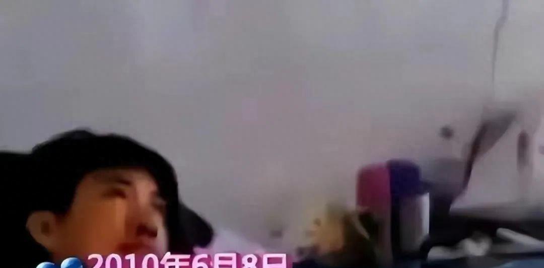 43岁殷桃新欢？入狱前夫，前任黑道老大，经历了好几个男人，真是厉害