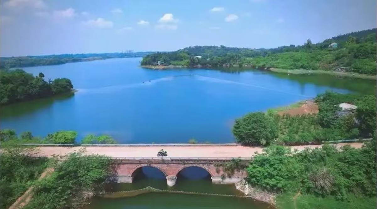 四川成都三岔湖