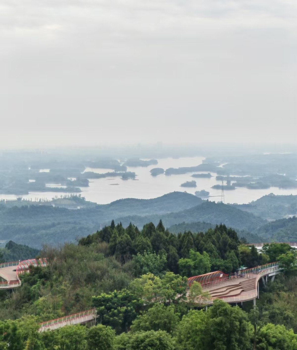 四川成都三岔湖