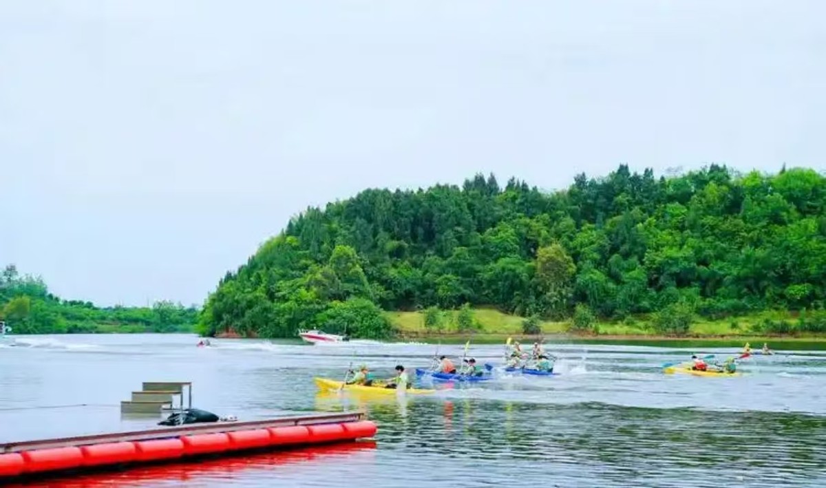 四川成都三岔湖