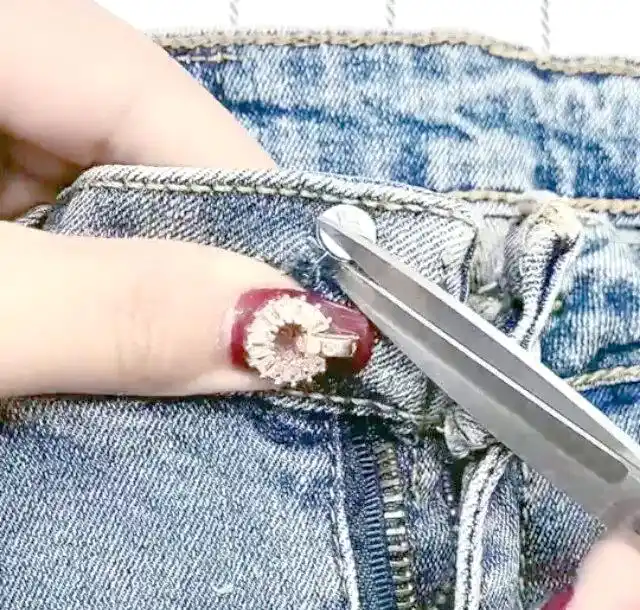 自制牛仔布纽扣，轻松修复脱落扣子