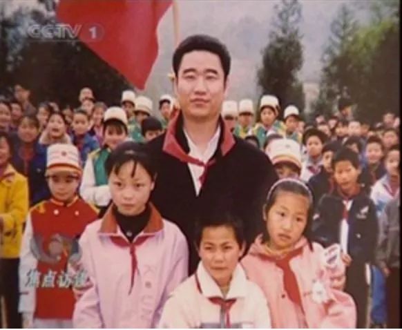 如果有机会，我愿意为军人让座！