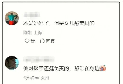 汪峰带四个娃现身机场，13岁二女儿罕见地露面，小苹果野性又高冷