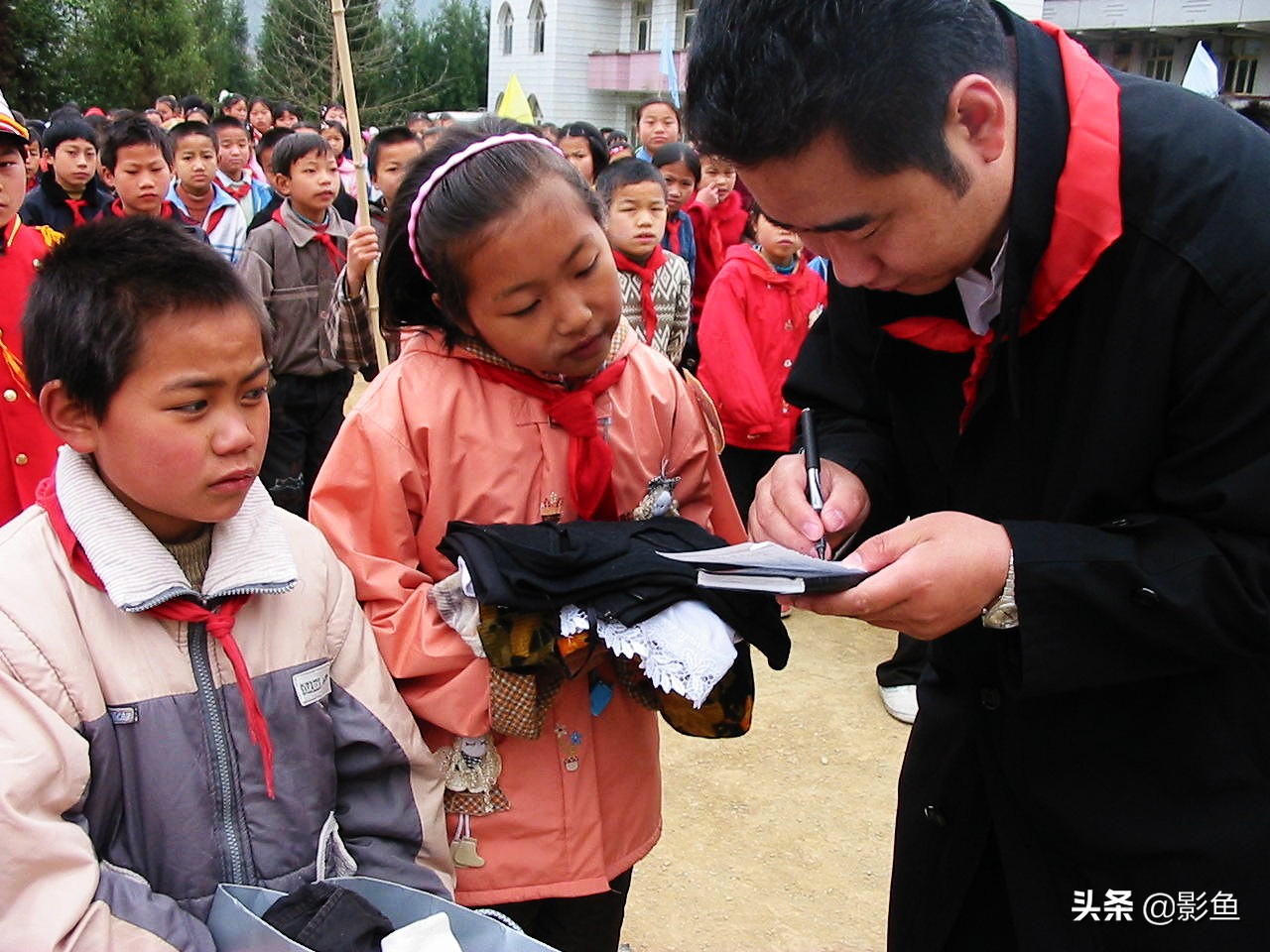 丛飞：行善11年，被说“好人没好报”？他女儿的现状告诉你答案