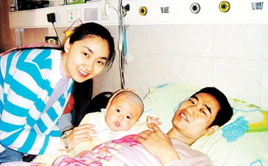 丛飞：行善11年，却被说好人没好报？他的女儿现状告诉你答案