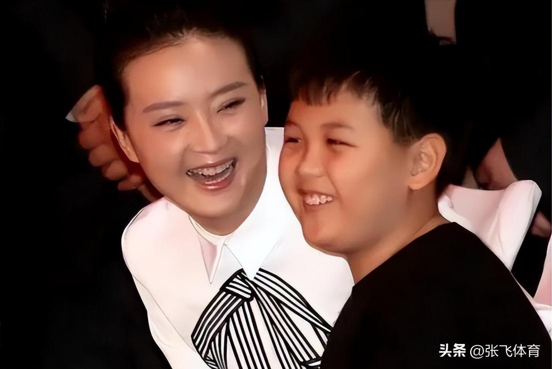 丈夫王志才失联7年，王艳丢失的面子，这次竟被19岁儿子找了回来