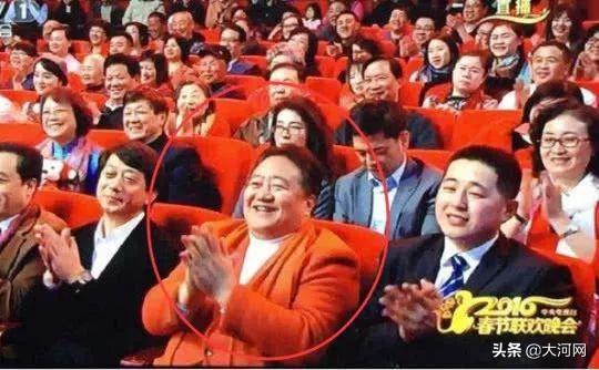 霸屏春晚19年的“笑脸哥”，今年没见着？因身体问题或从此告别春晚