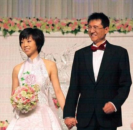 富商徐威与袁立在一起12年，为什么最后还是娶了张怡宁？