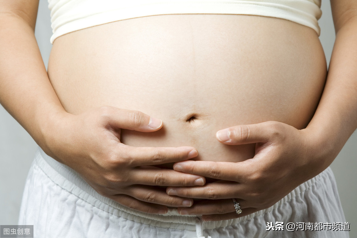 二胎妈妈怀10.4斤“巨大儿”，不听建议坚持顺产！结果出现胎心减速！