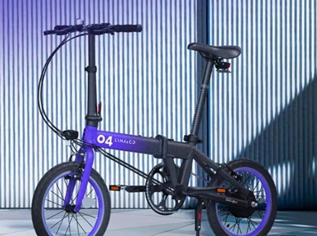 别卷了！ 当车企还在拼激光雷达，领克已经给车主娃造了台卡丁车