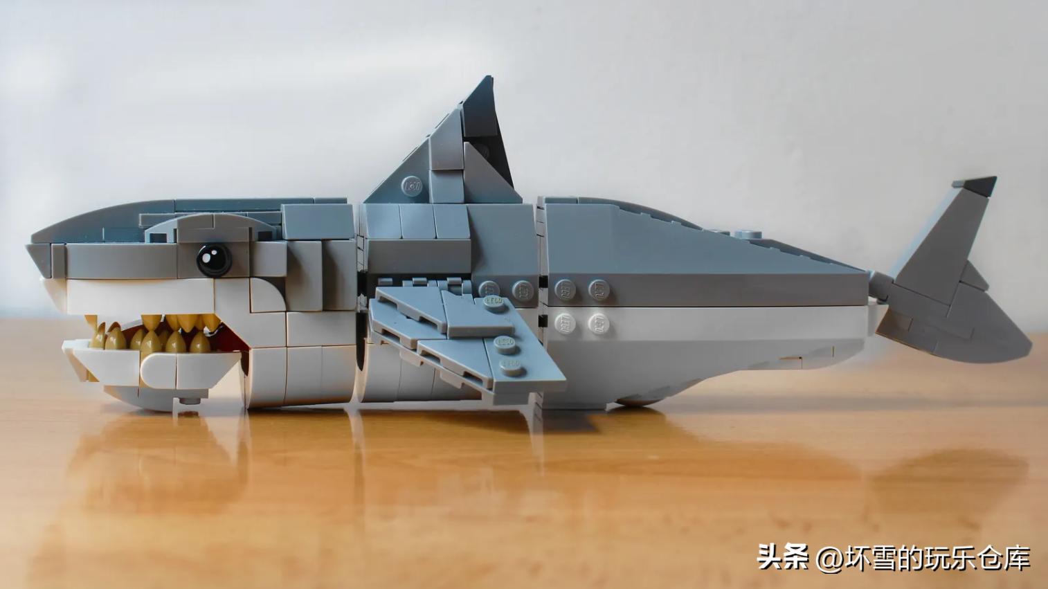 用乐高还原48年前的凶恶白鲨,IDEAS玩家是在行的
