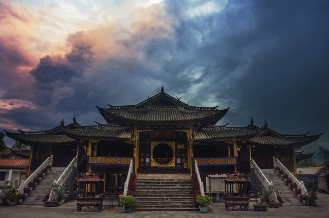 区别another和the other(原创改错)