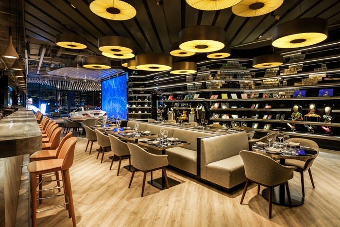 魔都又一家网红复合餐厅 全球第七家Mercedes me外滩店来了