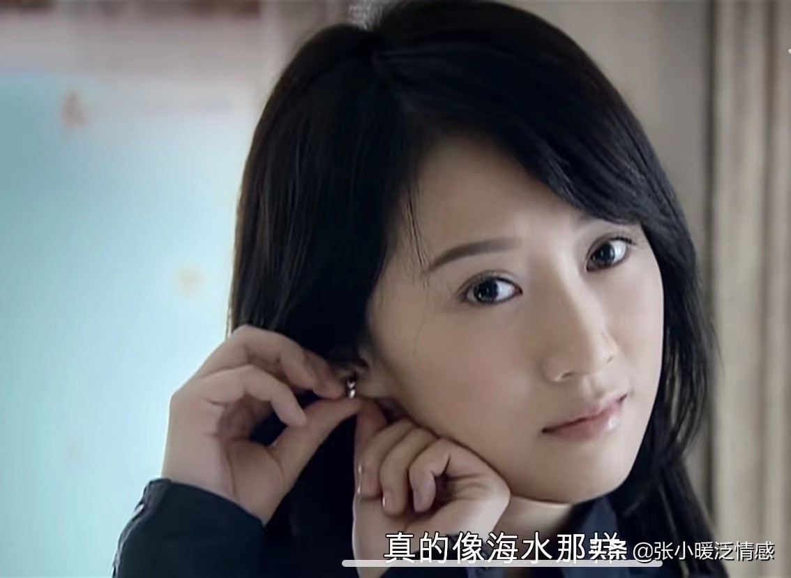 重温《蜗居》才懂：45岁宋思明强行占有25岁海藻的真实隐情