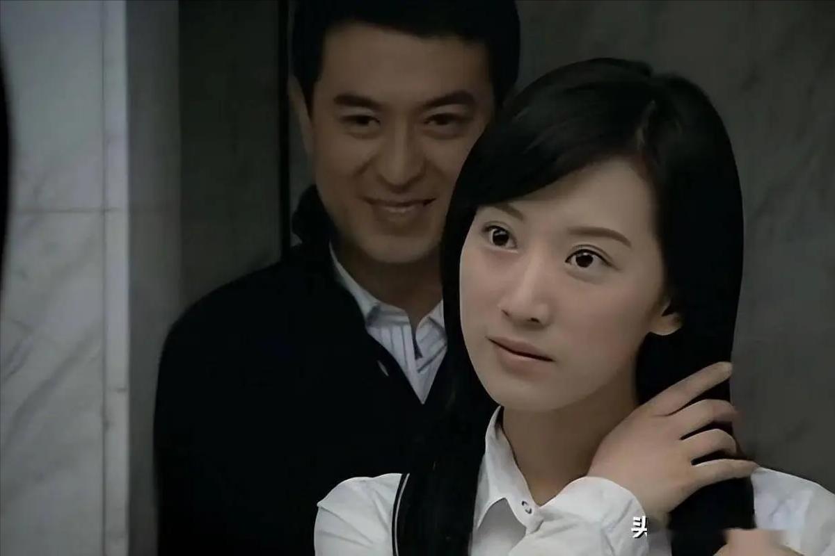 《蜗居》海藻到死都不知道，让宋思明神魂颠倒的，只是她的第一次