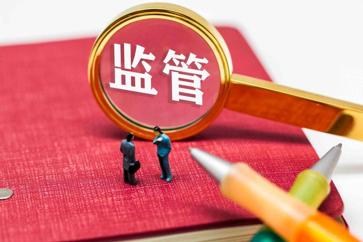 “张艺谋老师逝世”，为吸引流量造谣生事，人民网怒批无的无德