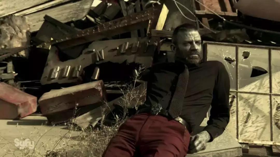 十年时间能做什么？把《行尸走肉》从神剧变成烂剧