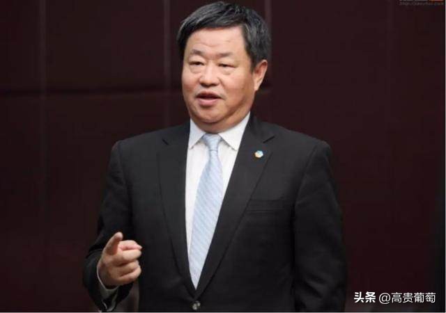 中国“央企第一人”:执掌四家世界500强,管理资产万亿,啥来