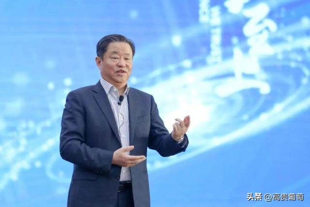 中国“央企第一人”:执掌四家世界500强,管理资产万亿,啥来