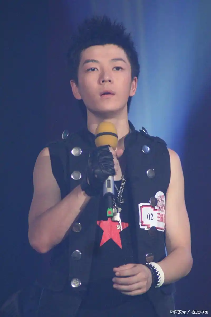 07快男排名:再就业男团爆火,陈楚生实力依旧,张杰演唱会开不停