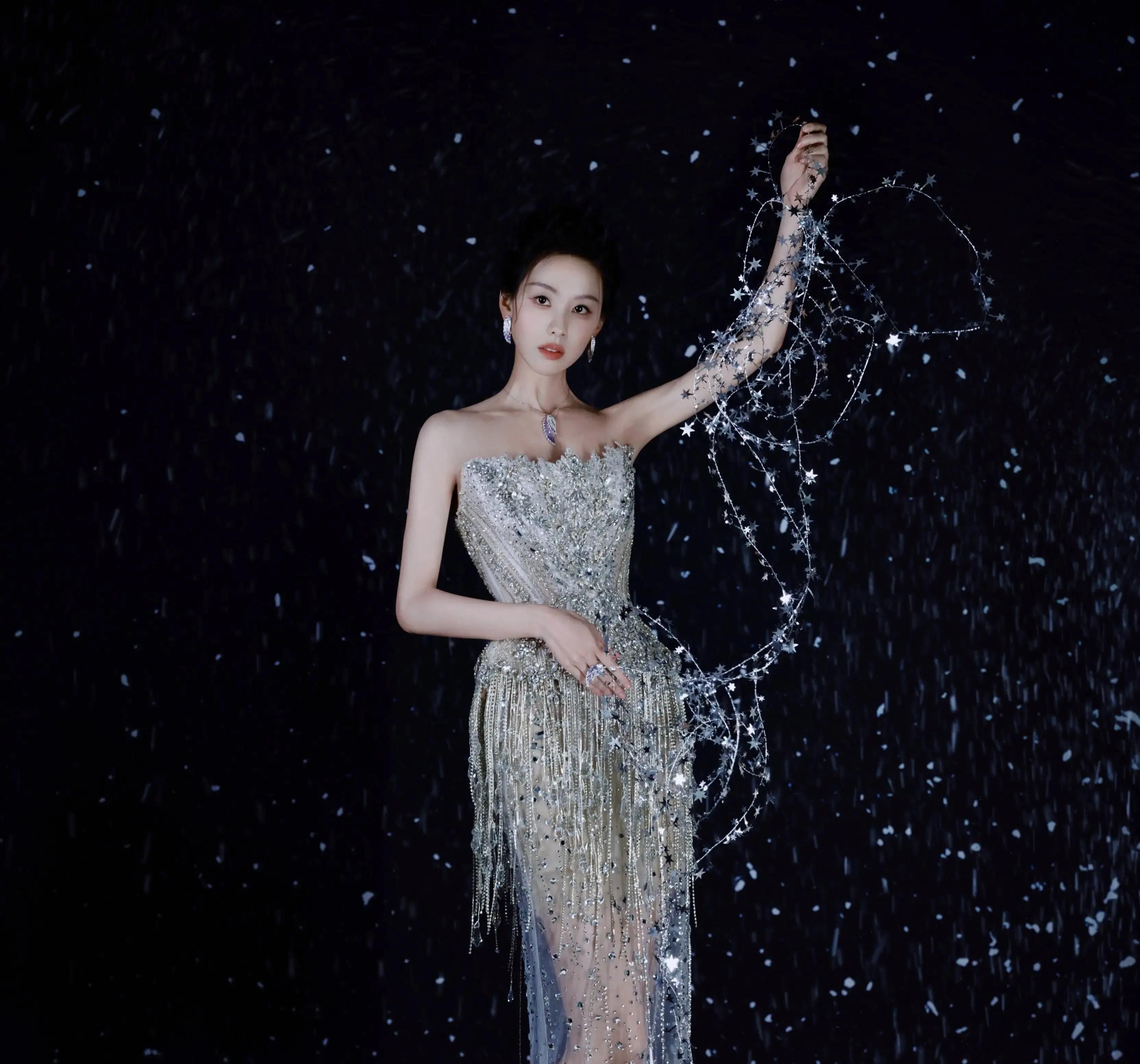 星光大赏红毯大赏：女星高定惊艳全场，谁是你的心动C位？