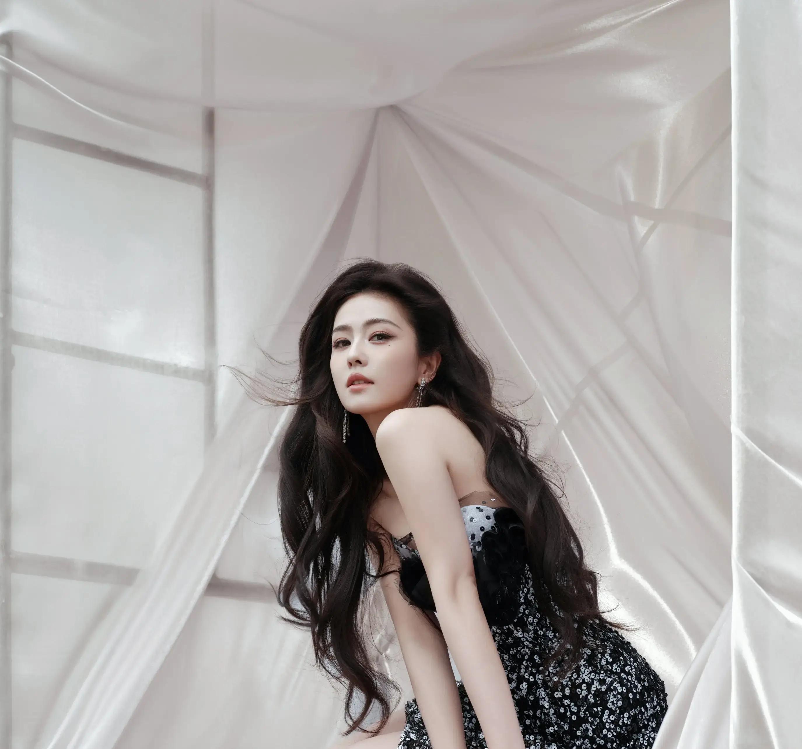 星光大赏红毯大赏：女星高定惊艳全场，谁是你的心动C位？