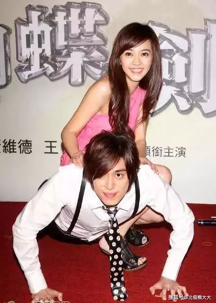 “黑道太子爷”陈楚河的选妃日记，女友个个都是人间绝色