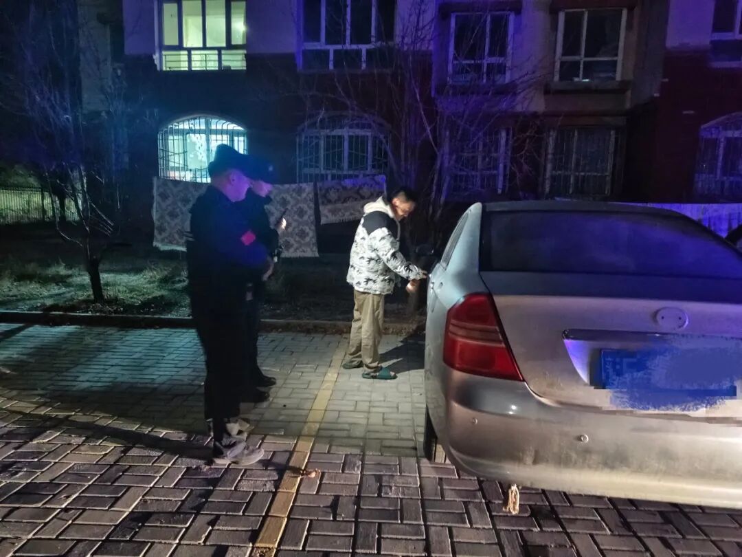 四师公安“夜查+服务”双在线！夜间出门超放心～