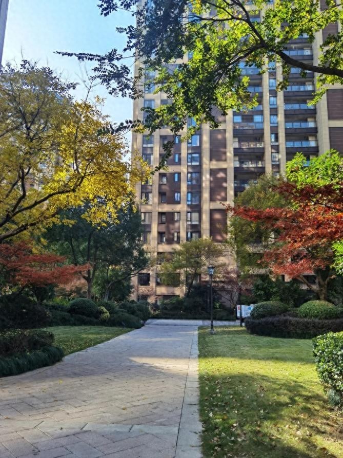 未来三年，手里有这"10类"房子赶紧卖，再晚真的砸手里了！