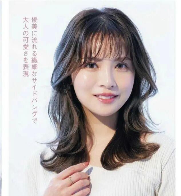 你适合“直发”还是“卷发”？关键由这3点决定，选错容易显老