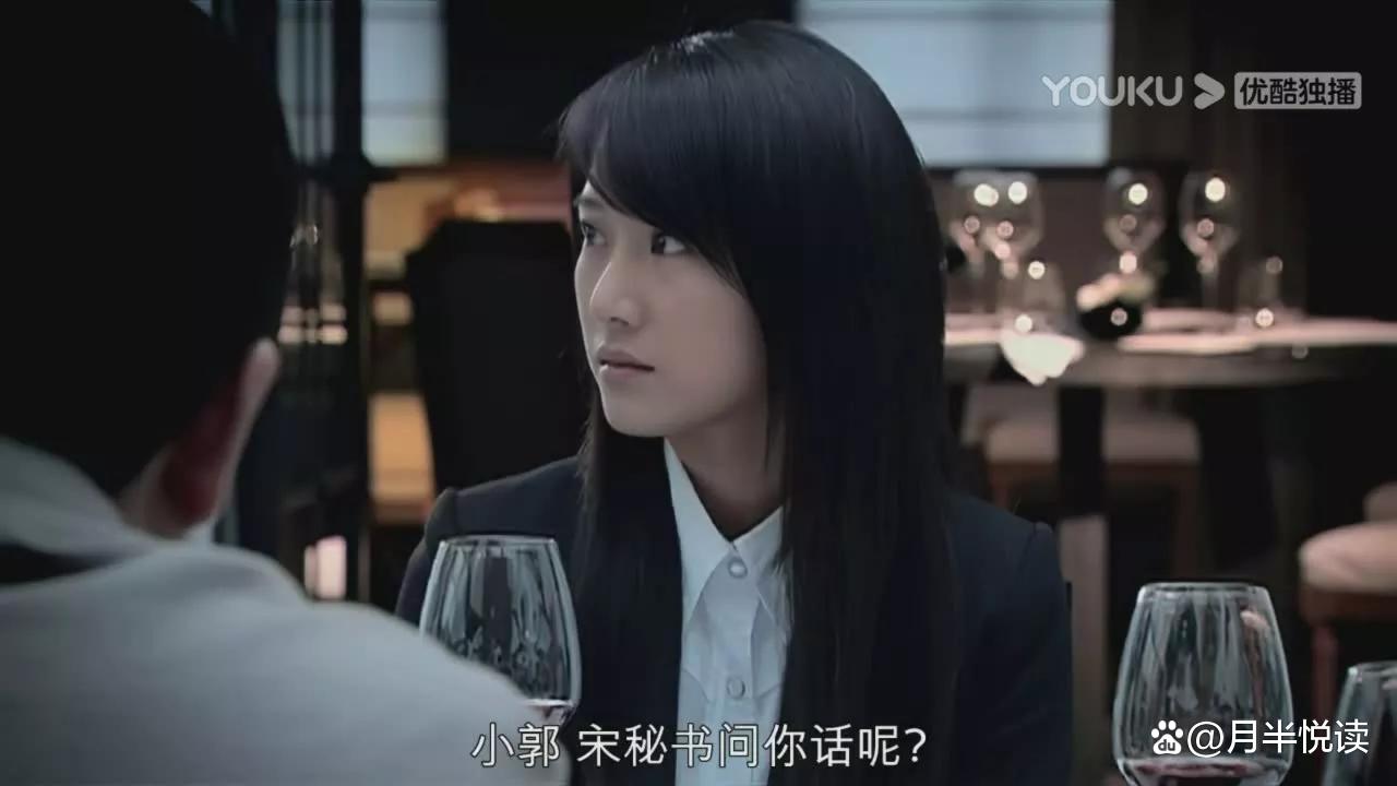 再读《蜗居》原著才懂,那抹被误认的处子血,写透了婚外情的不堪