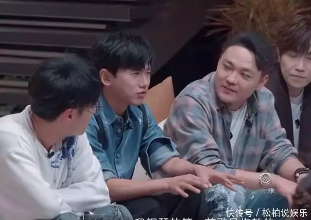 张杰再被质疑假唱，实力歌手遭网友攻击，背后默默付出令人动容