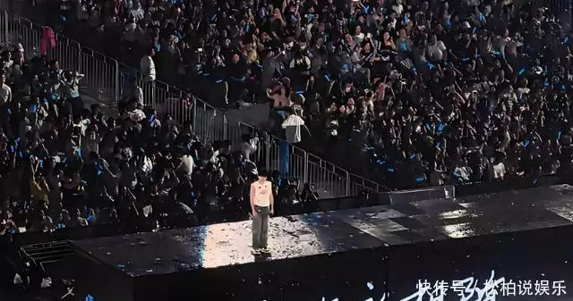 张杰再被质疑假唱，实力歌手遭网友攻击，背后默默付出令人动容