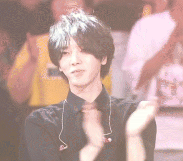 华晨宇吴亦凡绝美“撩发杀” 男生发型A爆指南