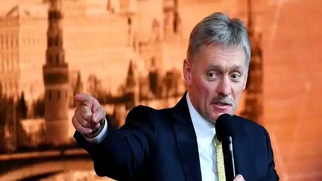 高市麻烦不小!美俄出手补刀,日本记者火上浇油,必须驱逐薛剑