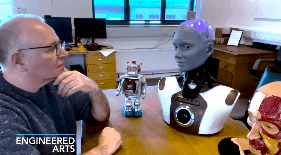 “最像人的机器人”又进化了!会看会分辨、还能学海绵宝宝说话