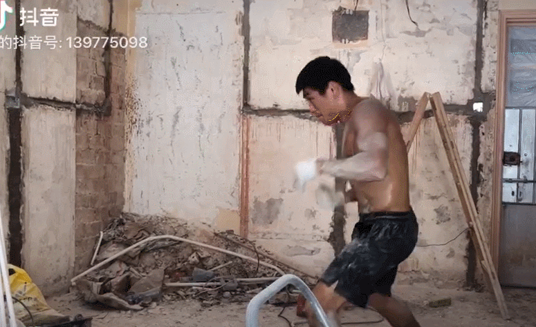 你好!我来自1997丨职业拳手苏宝生:香港小子拳王梦