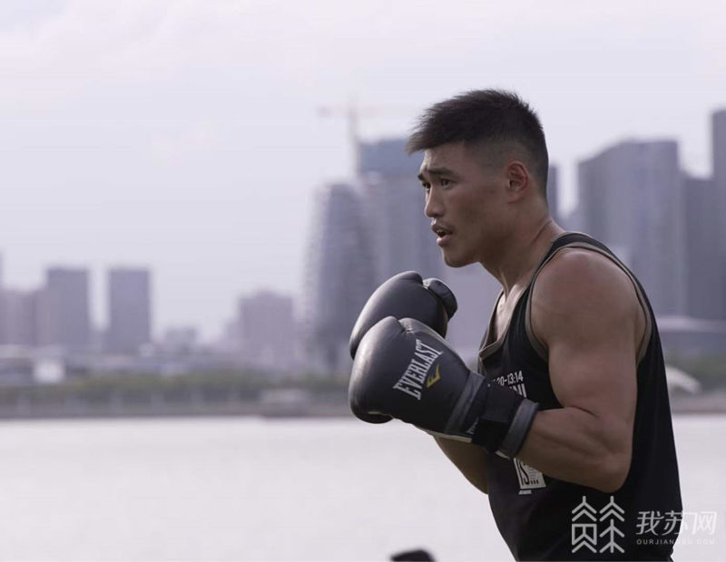 你好!我来自1997丨职业拳手苏宝生:香港小子拳王梦