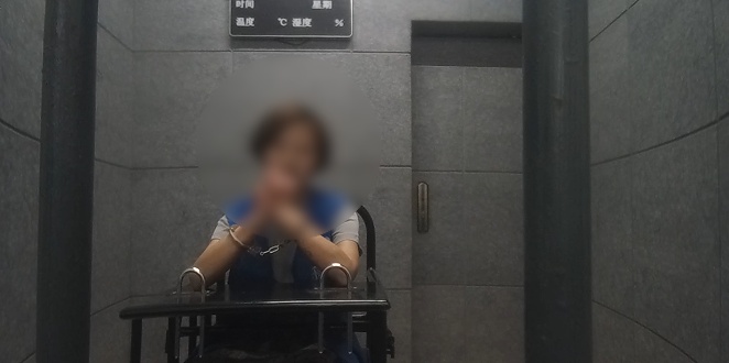 两女子轮流扮孕妇碰瓷多车被刑拘