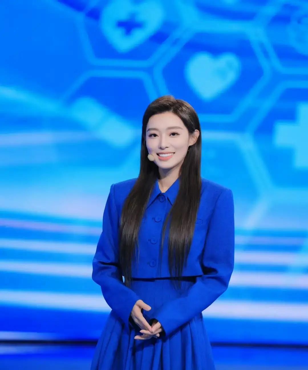 最美北京电视台主持人陈赛优雅芳菲知性的美学识的美谈吐的美