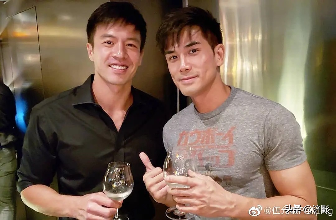 《新警察故事》里开头成炮灰的9个警员,原来个个都来头不小