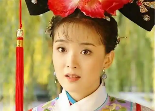 “晴格格”王艳为何巅峰退圈?只因丈夫王志才,在北京紫禁城隔壁给她盖了座“皇宫”