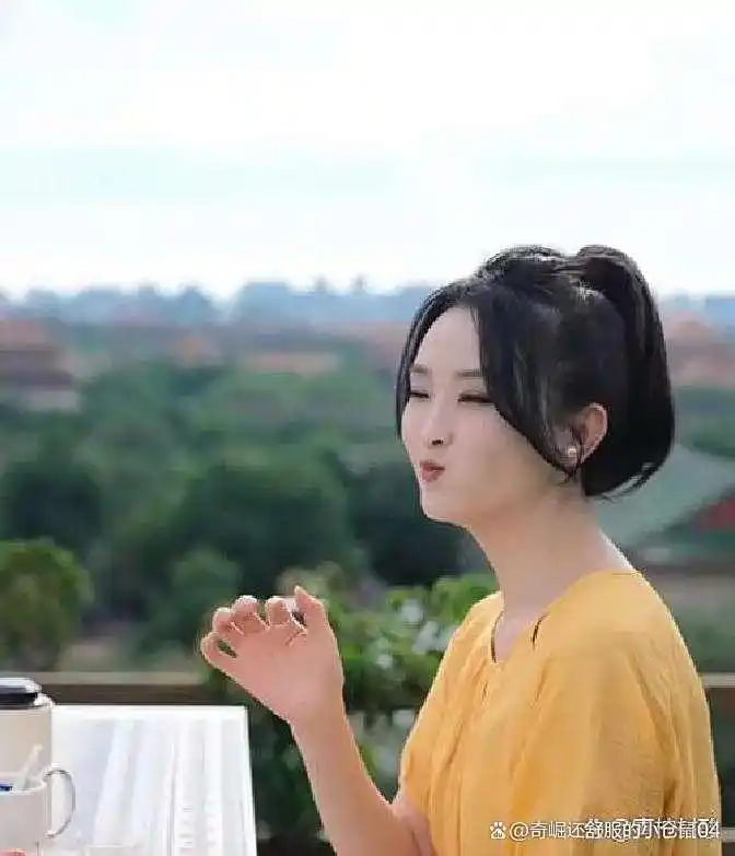 “从豪门风光到接连受挫，王艳老公的真相出人意料”