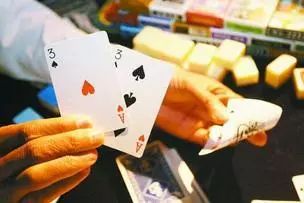 麻将虽好玩,切莫要贪心!