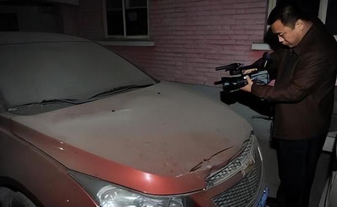 大学生药家鑫被判死刑，想捐出眼角膜，父亲拒绝：你把罪恶都带走