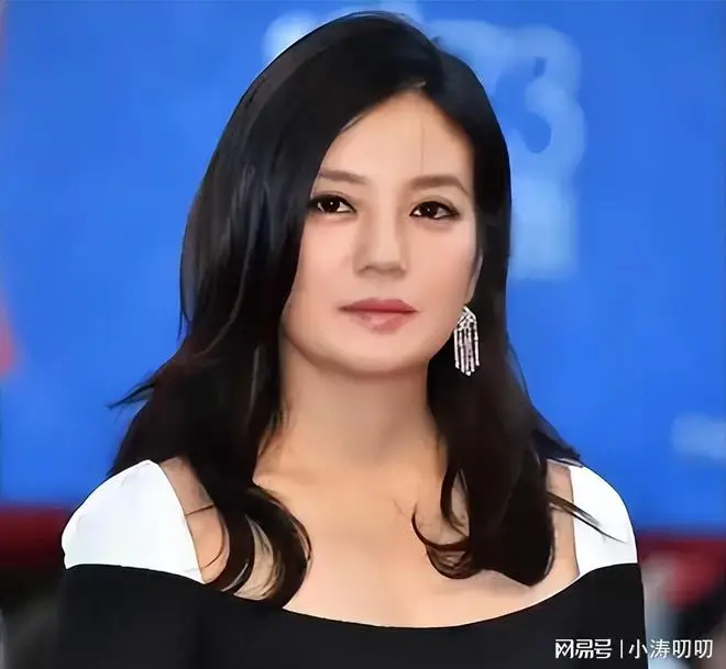封杀4年后,49岁赵薇财力现状被扒,结果估计和你想得不一样