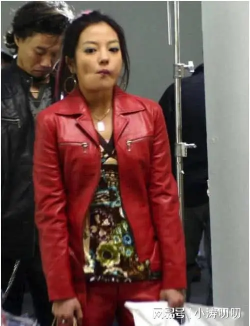 封杀4年后,49岁赵薇财力现状被扒,结果估计和你想得不一样