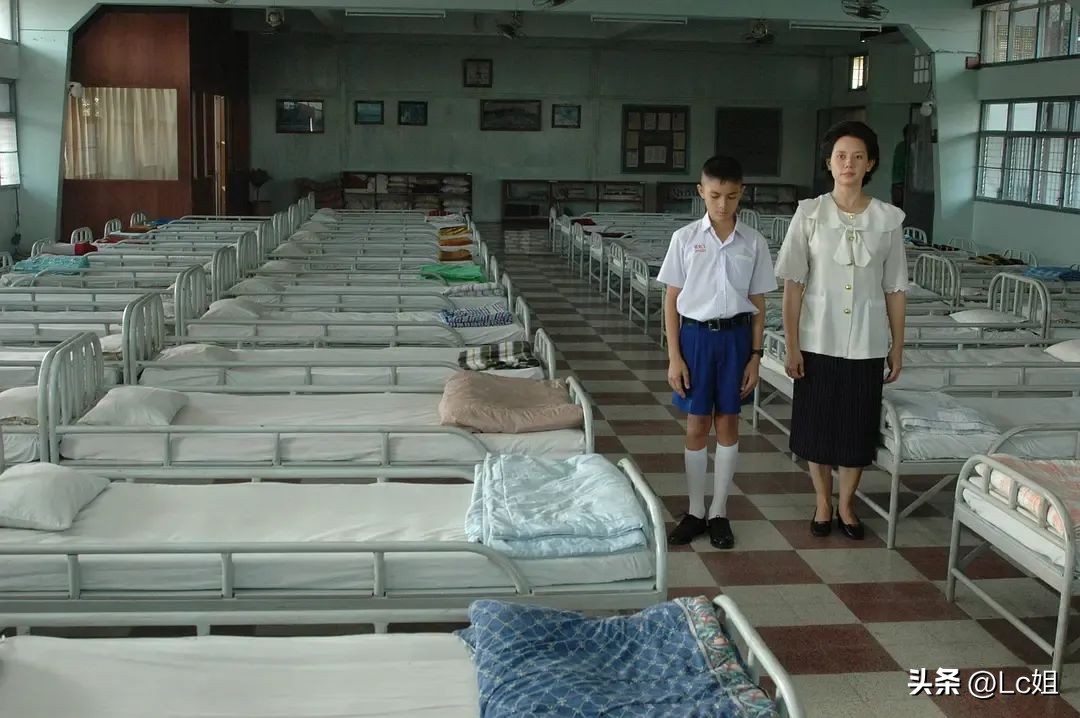 5部经典泰国恐怖片，剧情让人毛骨悚然，千万不要晚上独自观看！