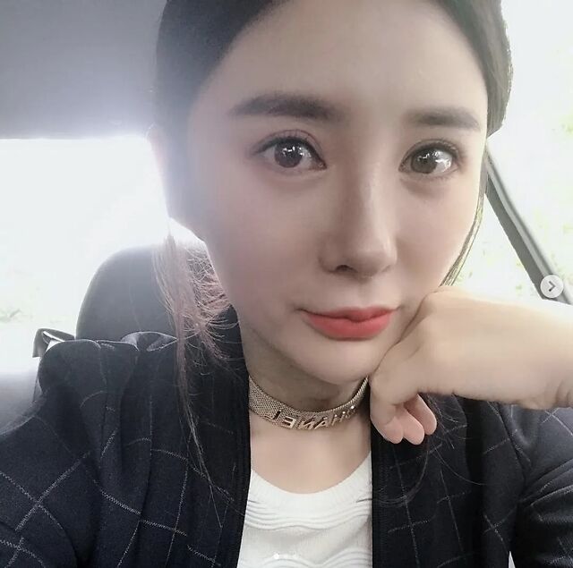 这位叫苏醒的“十八线男星”，这几年活得也太精彩了