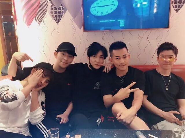 这位叫苏醒的“十八线男星”，这几年活得也太精彩了